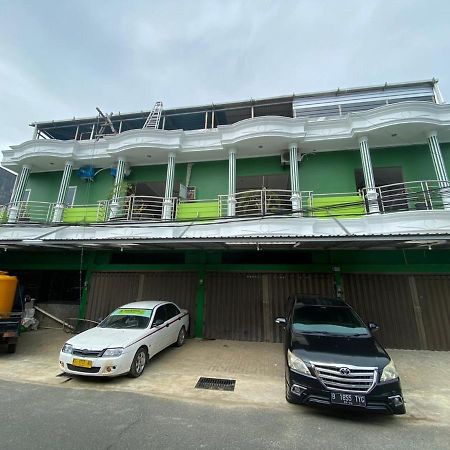 Reddoorz Plus Near Siloam Hospital Balikpapan Dış mekan fotoğraf