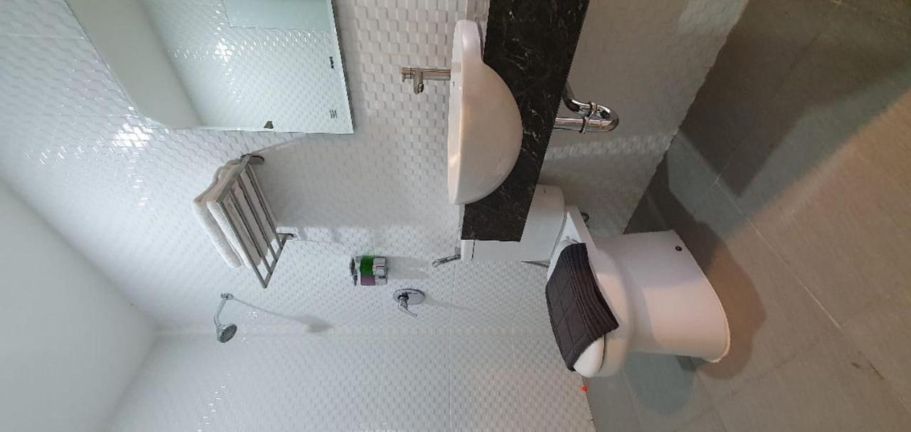 Reddoorz Plus Near Siloam Hospital Balikpapan Dış mekan fotoğraf
