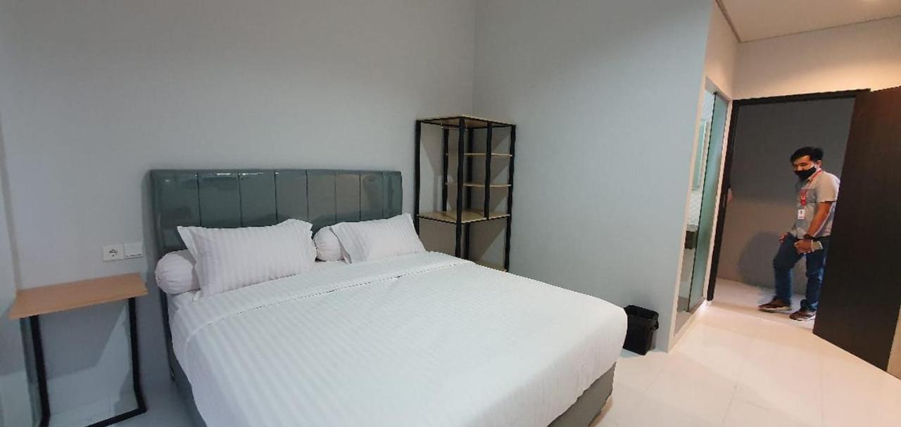 Reddoorz Plus Near Siloam Hospital Balikpapan Dış mekan fotoğraf